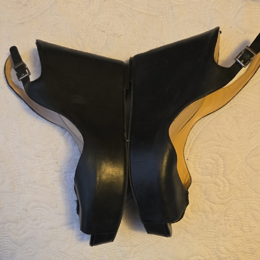 Bcbgeneration Black Open-Toe Sandals - image 3